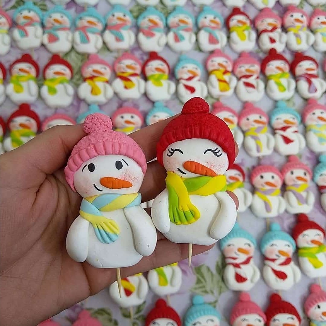 تاپر فوندانتی آدم برفی با تخفیف ویژه 100درصدی  برای تزیین کیک و کاپ کیک 