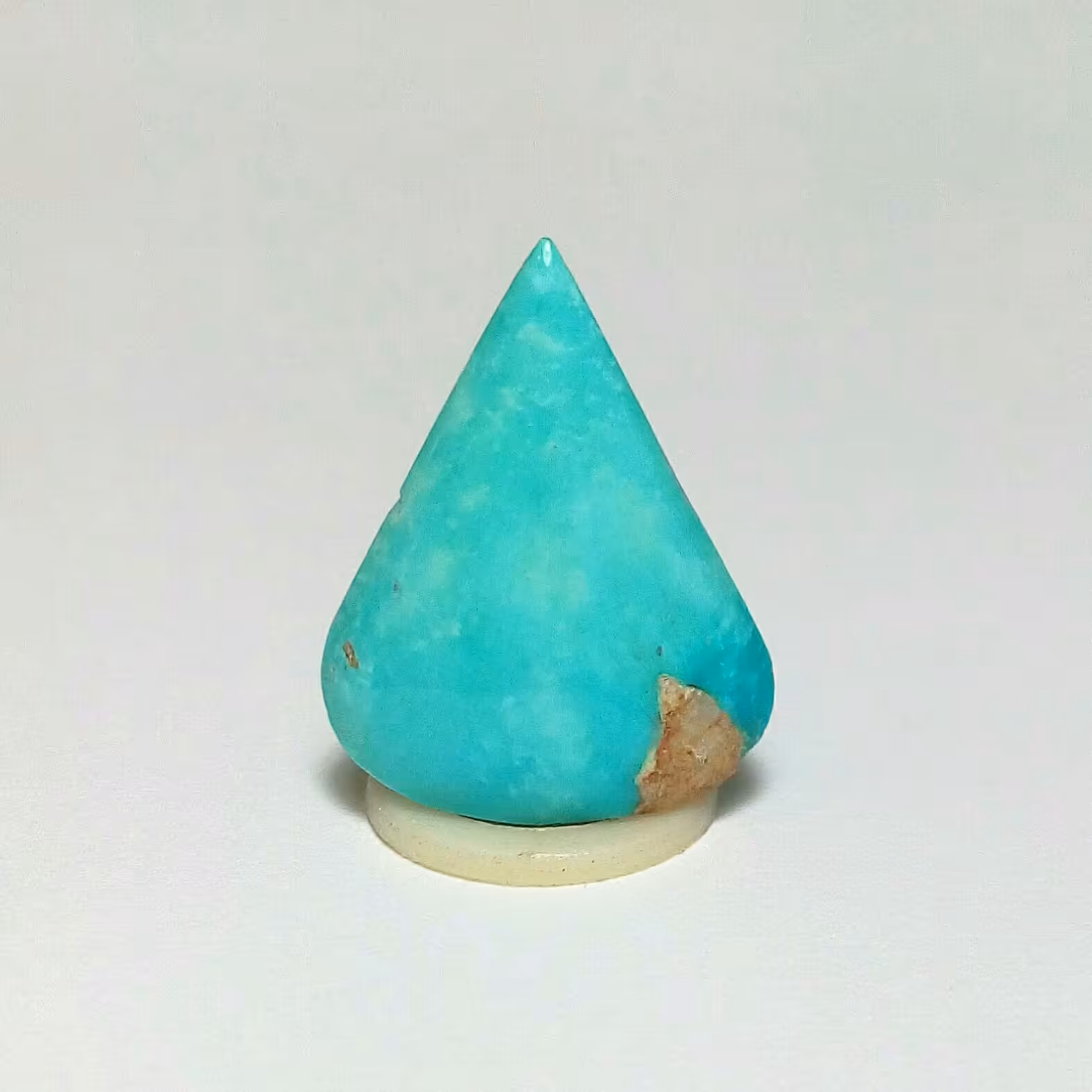 فیروزه نیشابور با طبع زیبای فیروزه ای رنگ واقعی