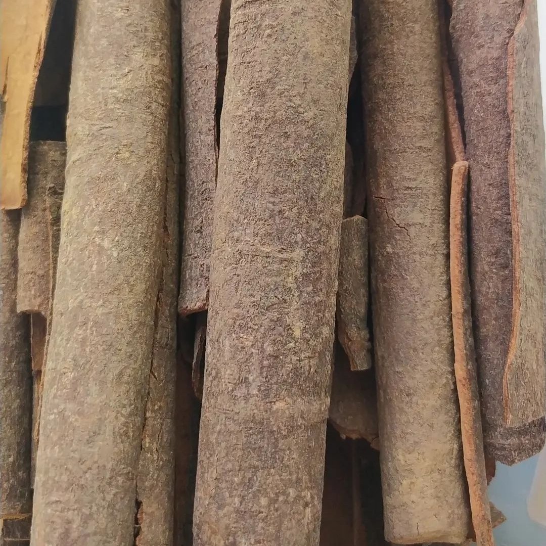 دارچین لوله تفنگی درجه یک اعلاء با عطر فوق العاده 150 گرم خالص