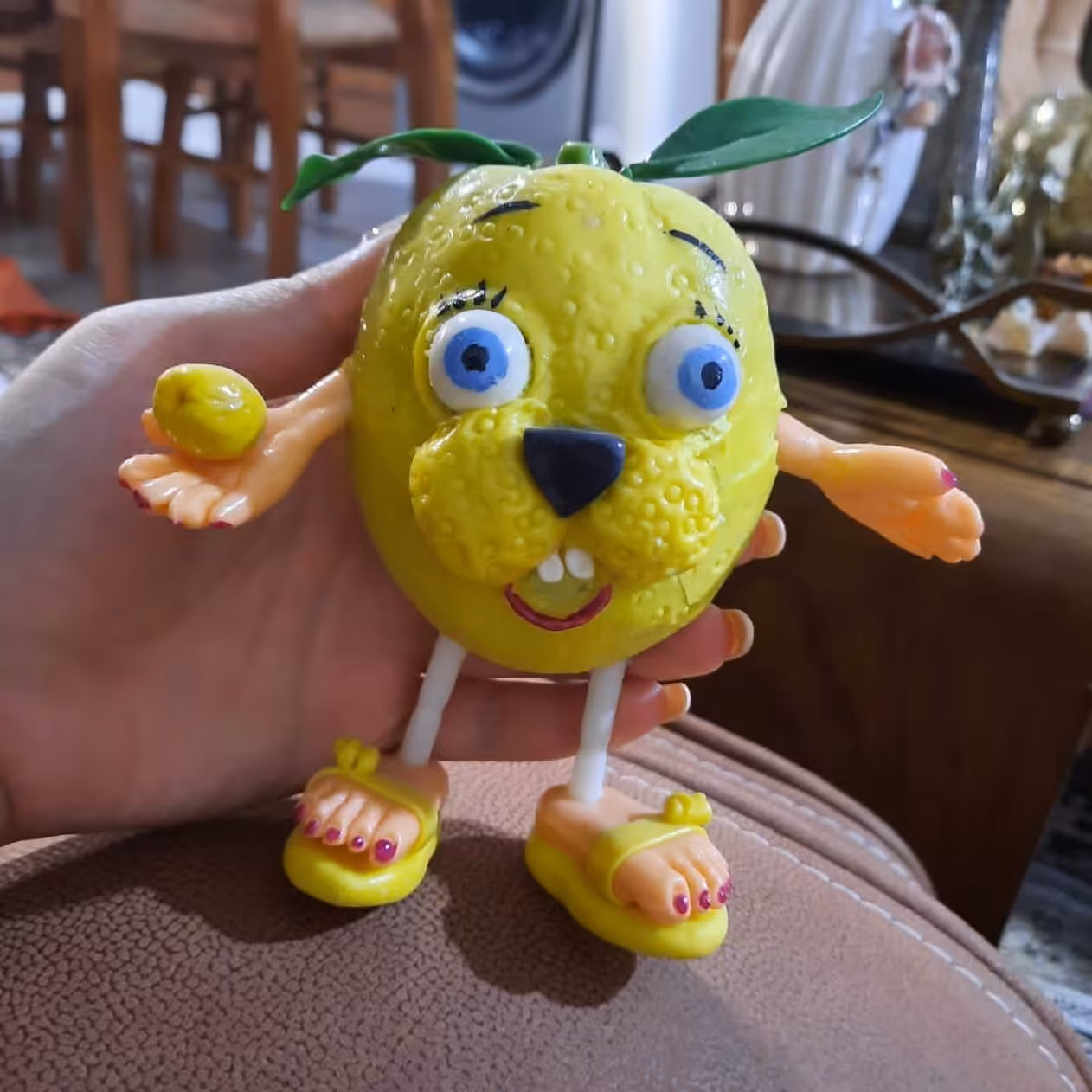 مجسمه خمیر چینی لیمو