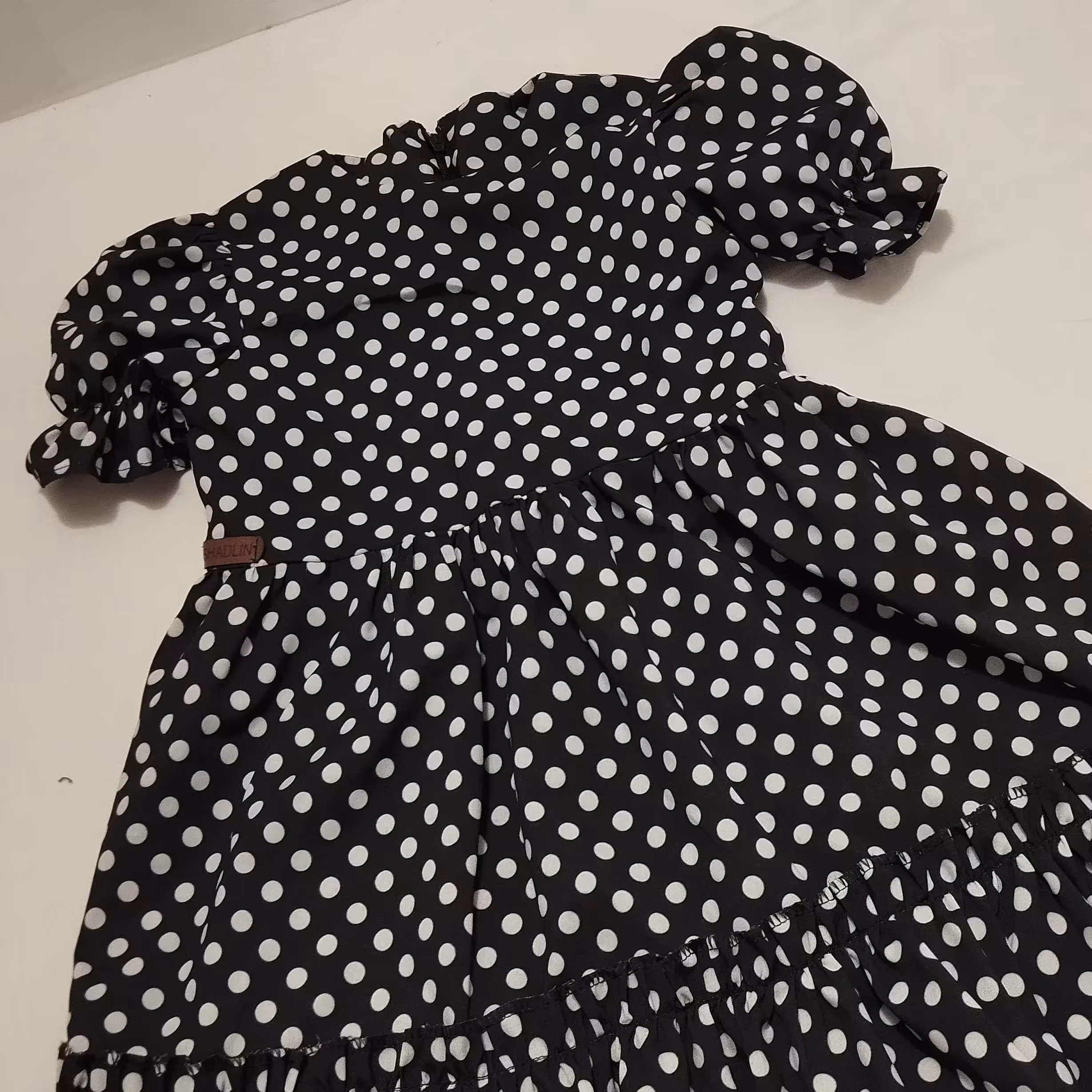 پوشاک دختر وپسرانه