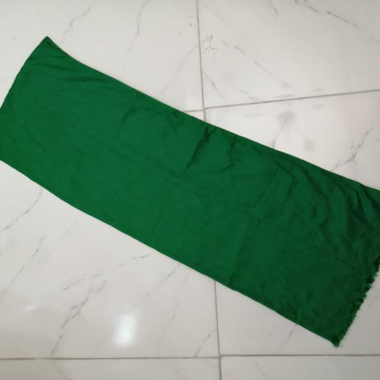 شال پفکی سبز