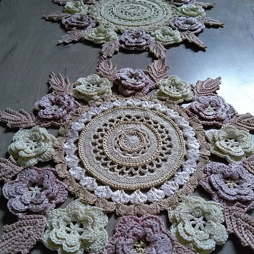 رومیزی گرد قلاببافی جفتی قطر 30سانت کیفیت عالی قیمت جفتی