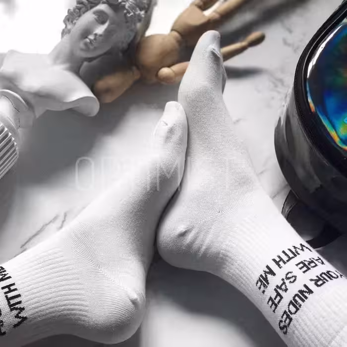 جوراب Your Nudes Are Safe With Me ساقدار زمینه سفید اسپرت نخ پنبه