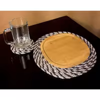 زیر بشقابی و زیرلیوانی دست بافت