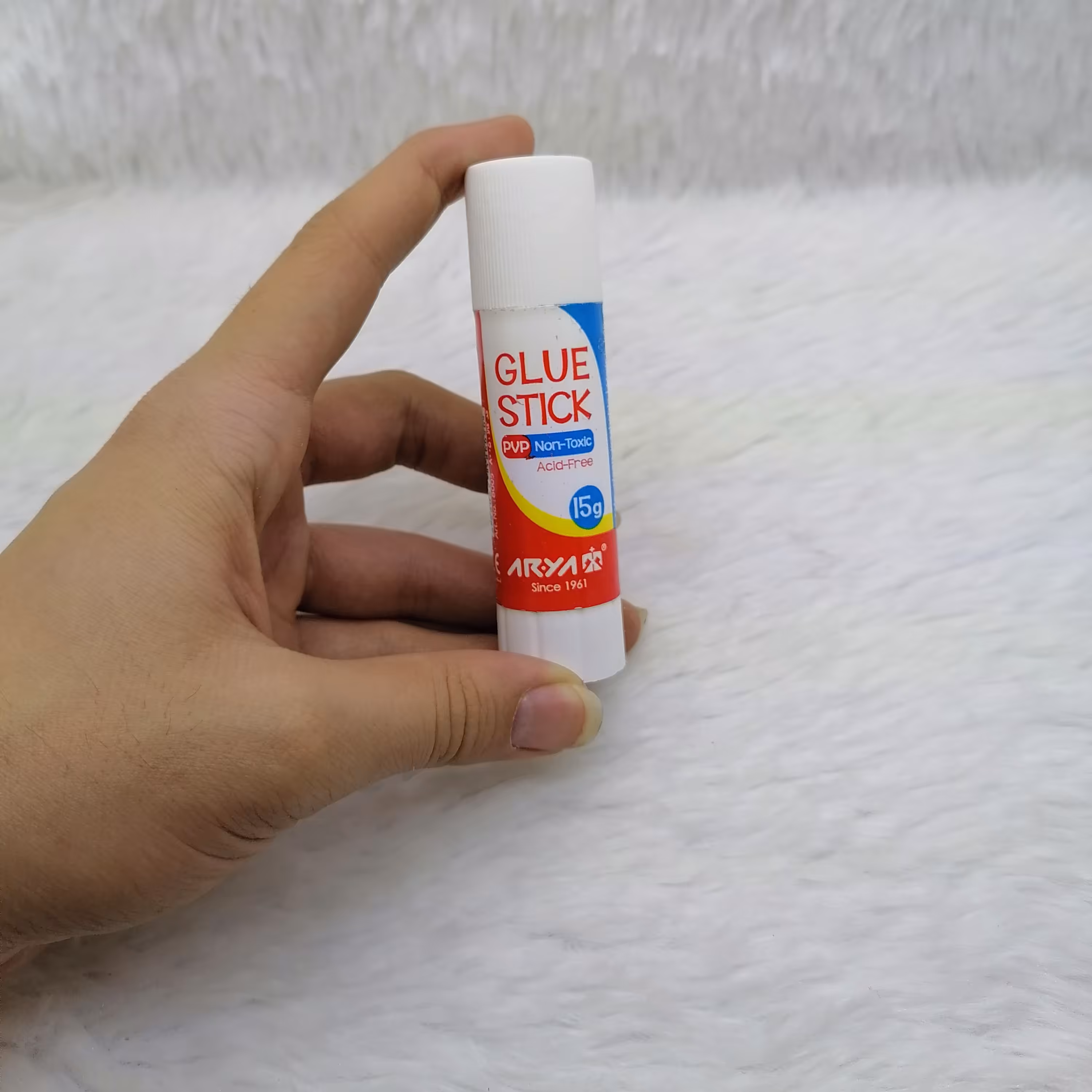 چسب ماتیکی 15 گرم، لطفاً قبل از ثبت سفارش موجودی بگیرید 