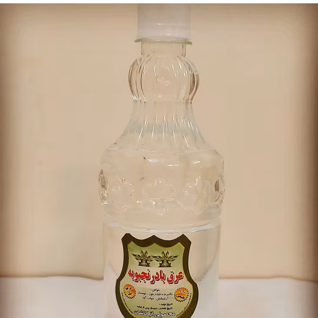 عرق بادرنجبویه اعلای کاشان بدون اسانس ( یک لیتری)