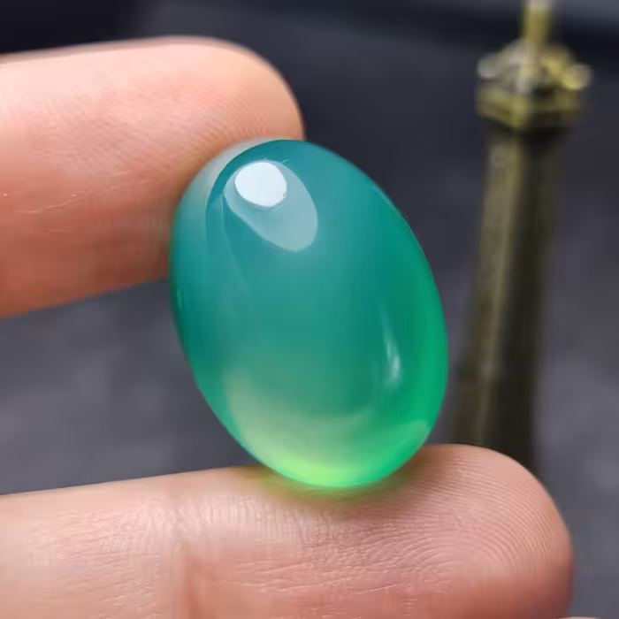  نگین سنگ عقیق سبز آبدار اصل معدنی
کد 28214
