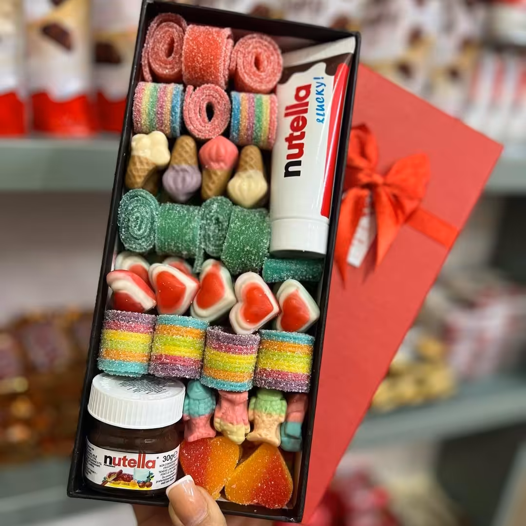 باکس کادویی پاستیل و شکلات 