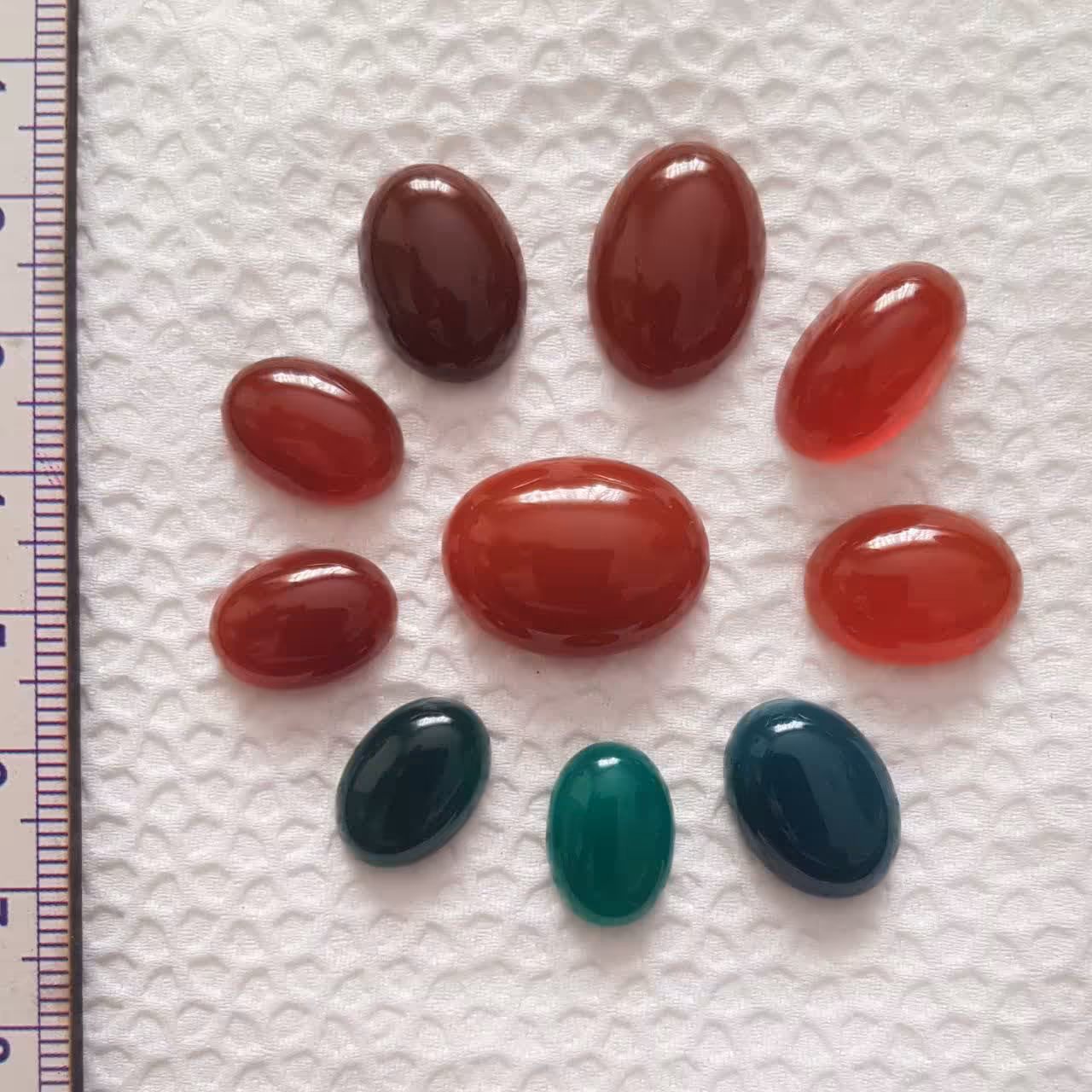 نگین عقیق خراسان خوش طبع و رنگ