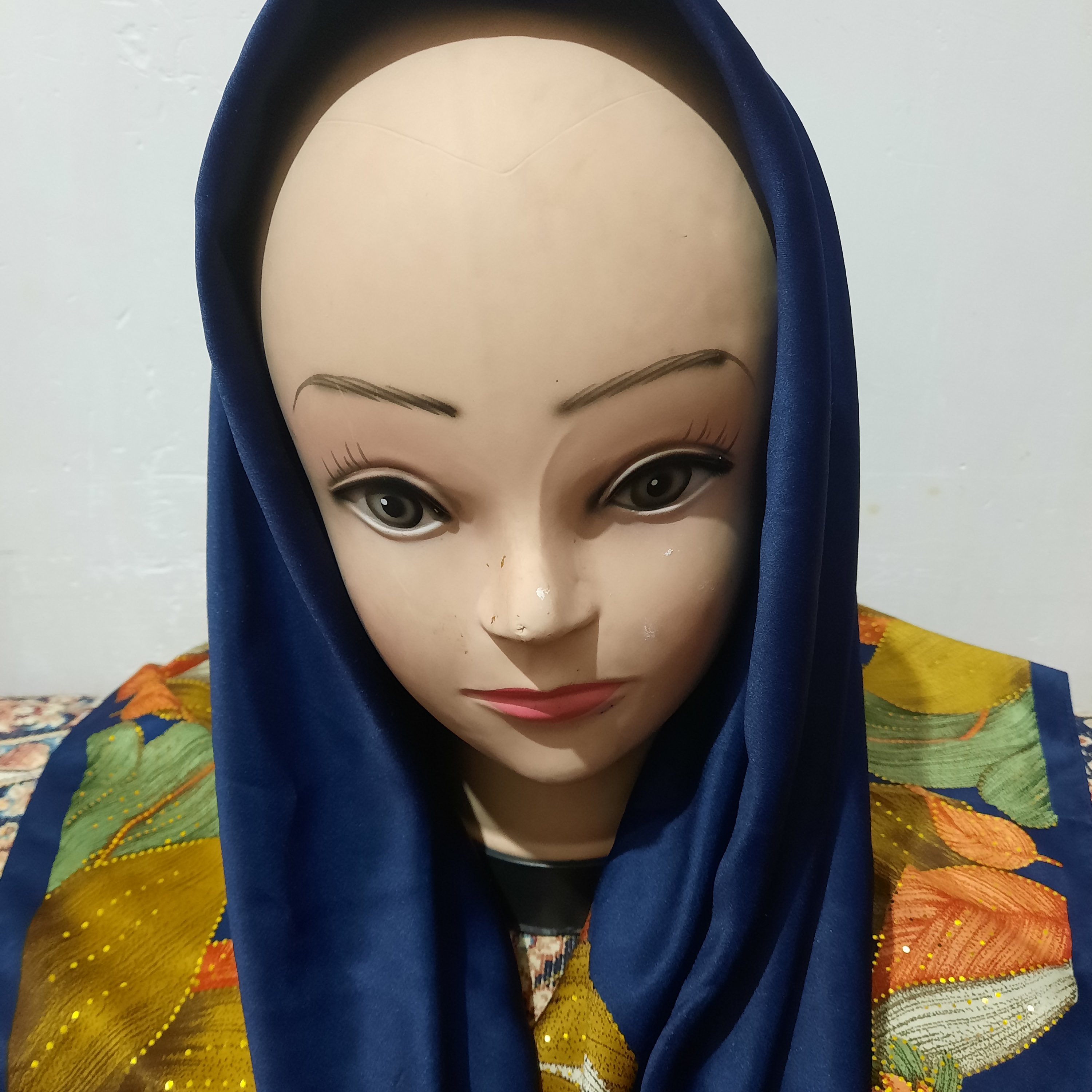 روسری ساتن