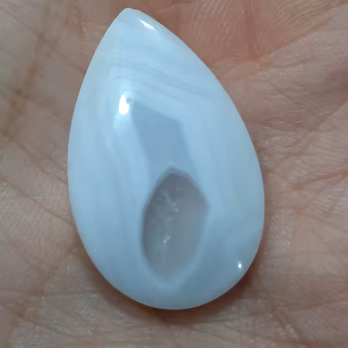 نگین زیبای سلیمانی سفید 