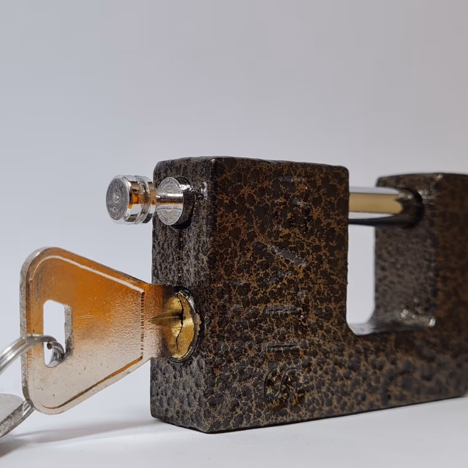 قفل کتابی 60