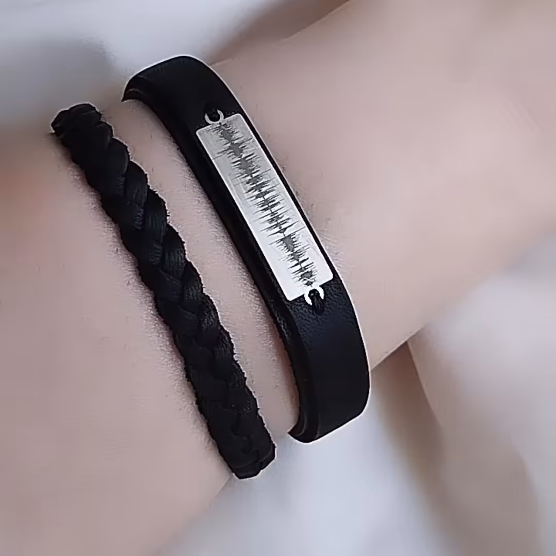 دستبند اسپرت چرم طبیعی با رکاب نقره