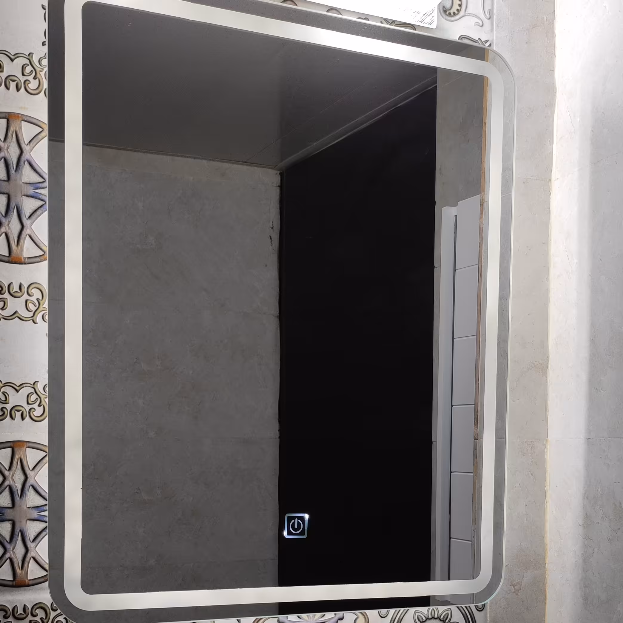 ایینه  مستطیل بک لایت سنسور لمسی سندبلاست  طرح خطی کد(0011)