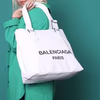 کیف بزرگ زنانه بالانسیاگا