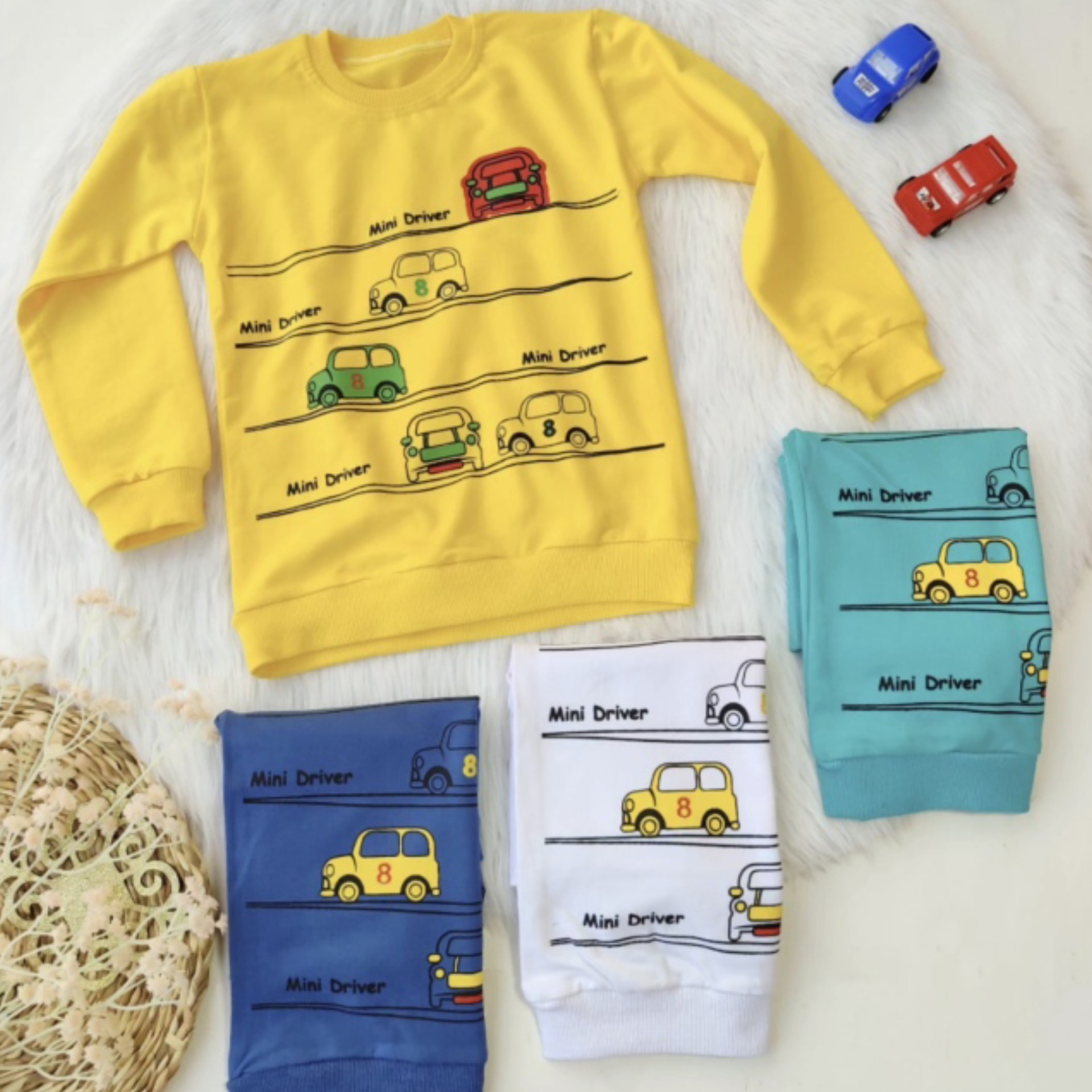 بلوز تک مینی درایور سایز ( 40 و 45 ) بلوز بچه گانه لباس بچه گانه پنبه ارسال رایگان