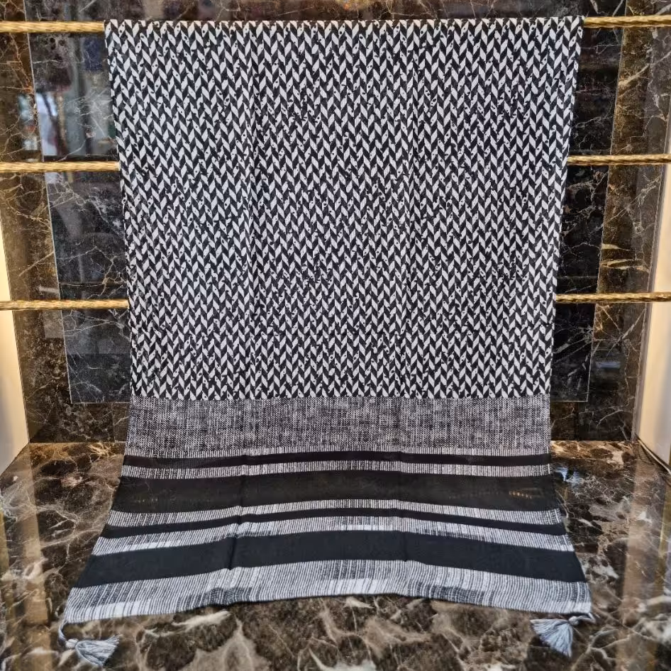 شال جدید سفید مشکی طرح بافت بسیار زیبا با کیفیت تضمینی