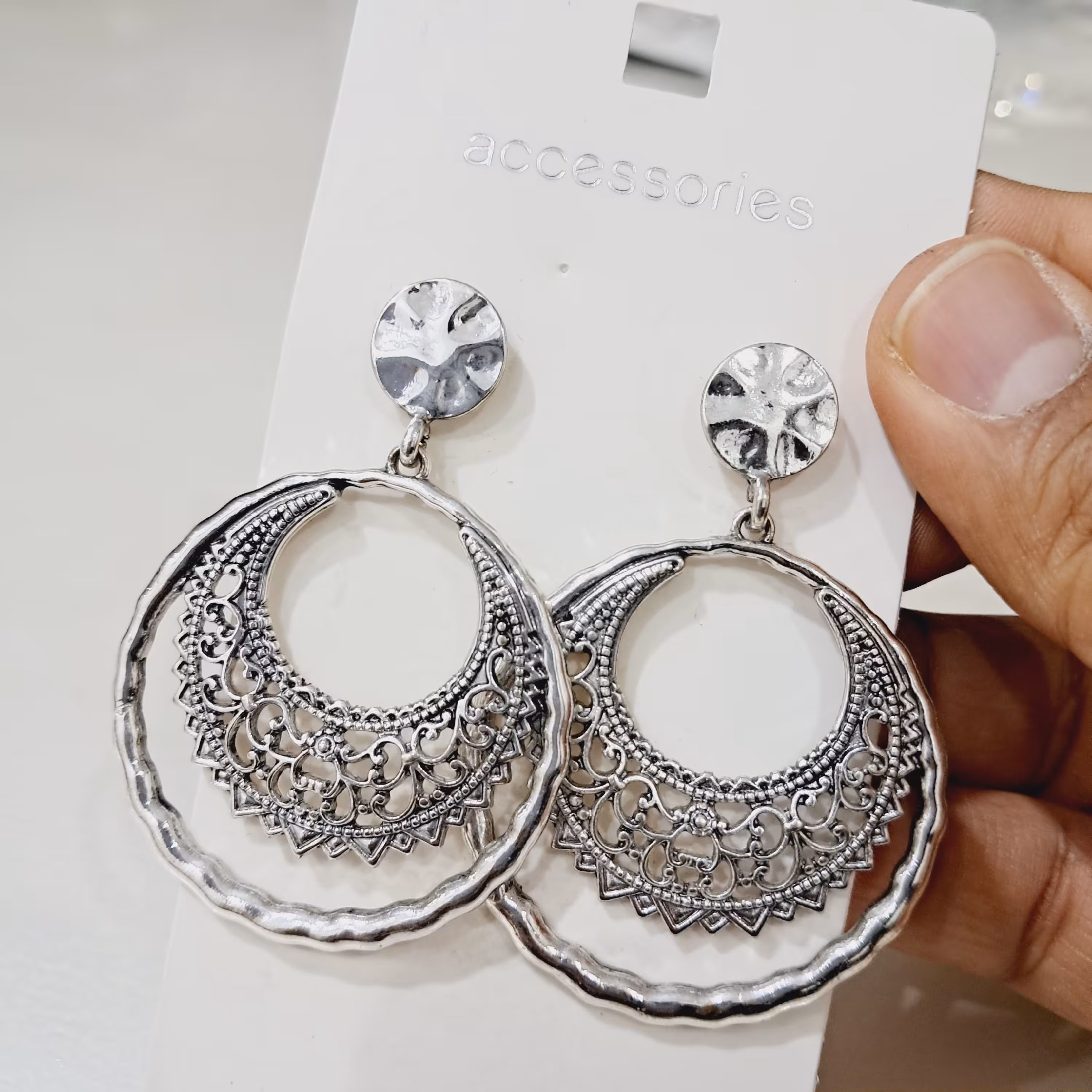 قیمت فاکتور فروش ویژه گوشواره مجلسی فقط 32000 تومان قیمت اختصاصی غرفه ارزانسرای بازار جواهر .بدلیجات به قیمت عمده 