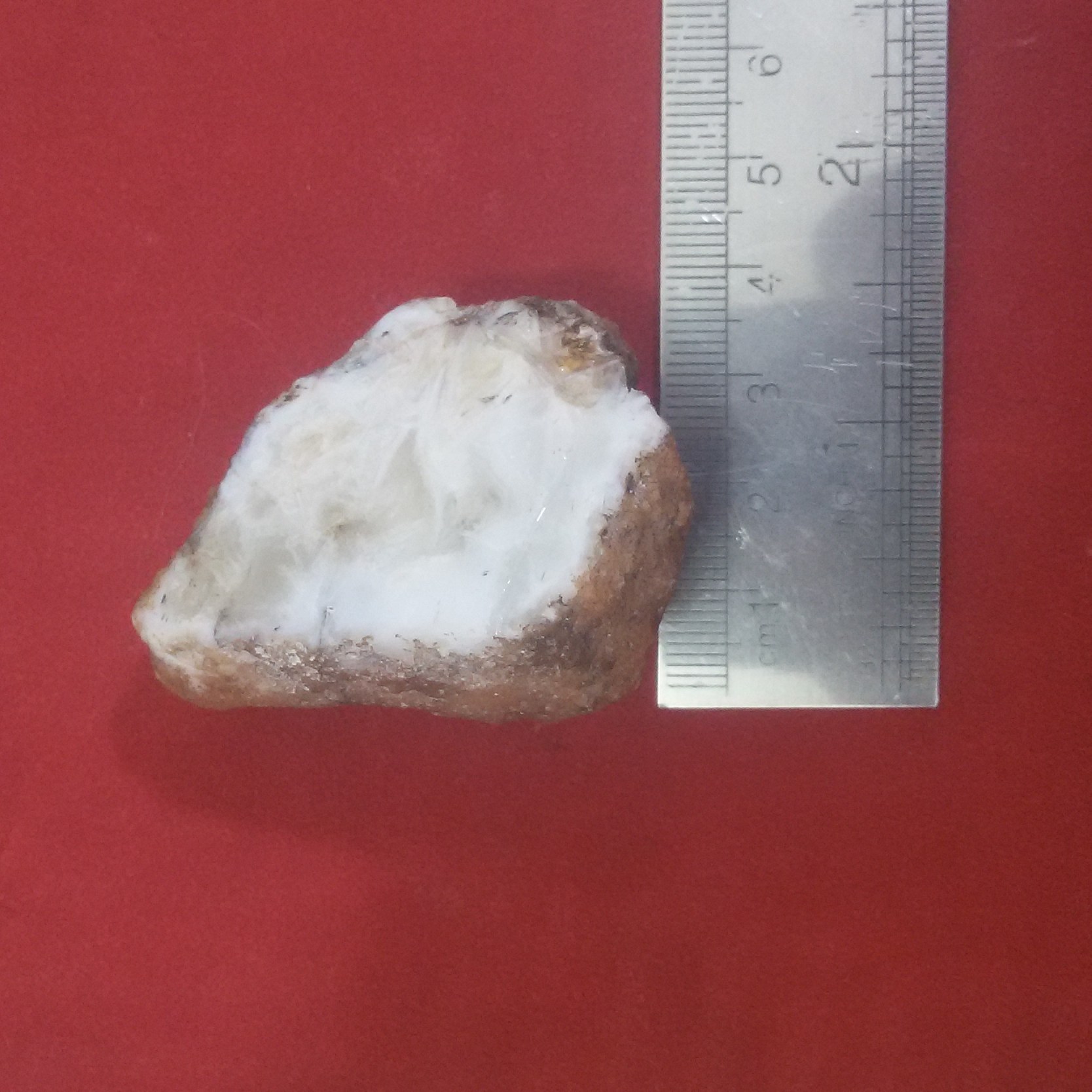 عقیق رتایلی سفید خوش نقش