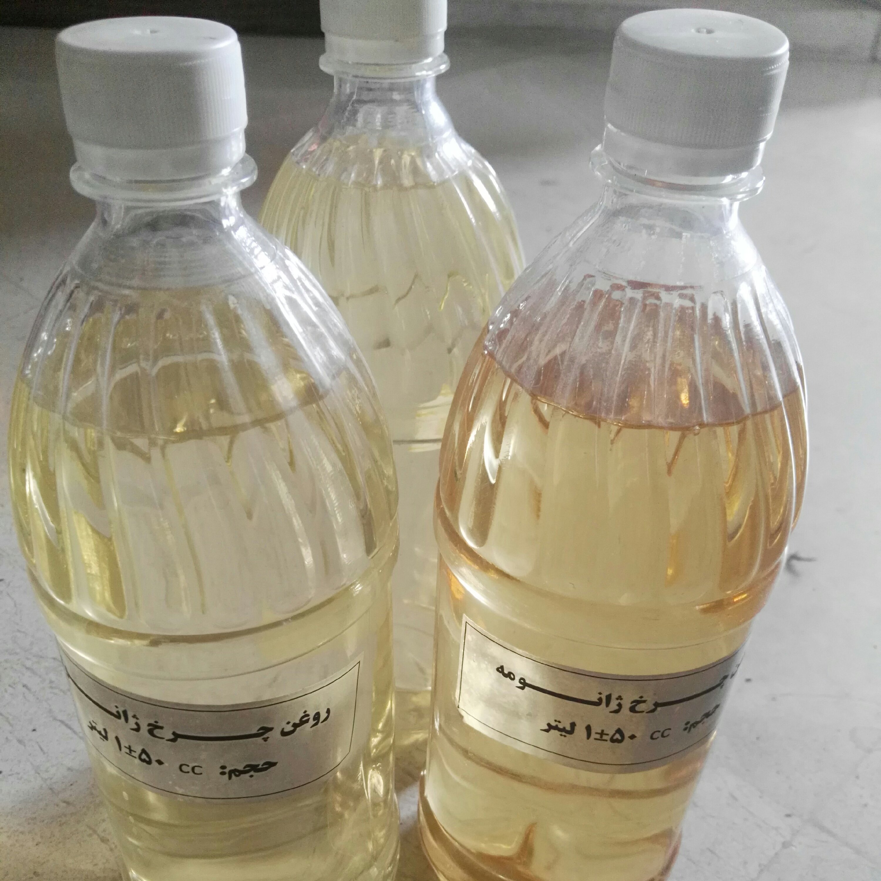 روغن مخصوص چرخ خیاطی دستی،صنعتی،خانگی ،لوازم برقی،یک لیتری