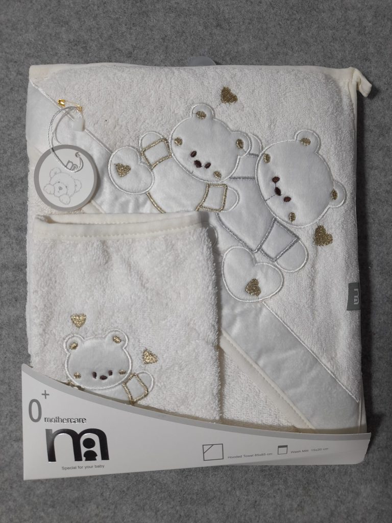 ست دوتکه حوله و لیف گلدوزی مادرکر خرس و قلب طلایی