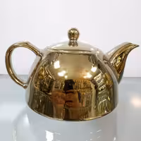 قوری کف تخت طلایی ساده 