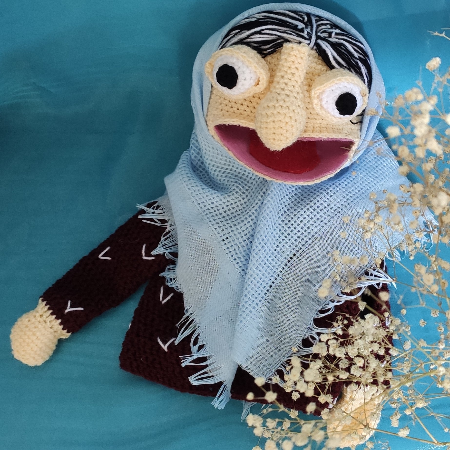 عروسک نمایشی پیرزن