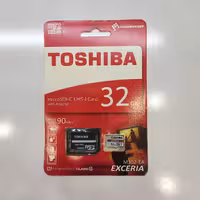 کارت حافظه 32 گیگابایت توشیبا مدل M302-EA کلاس 10 