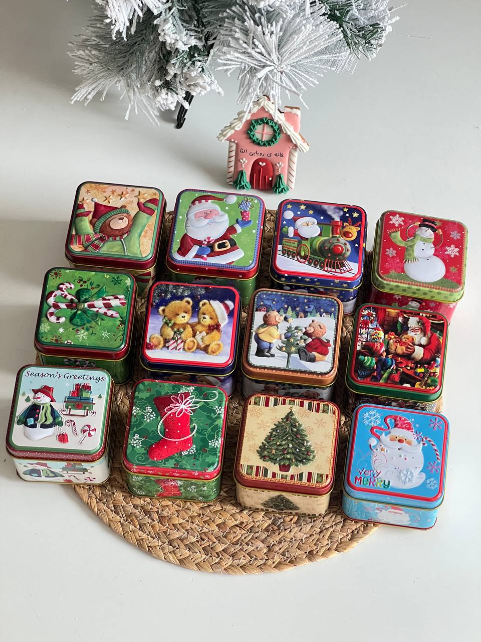 قوطی فلزی مربع طرح کریسمسی برجسته کد 14-243