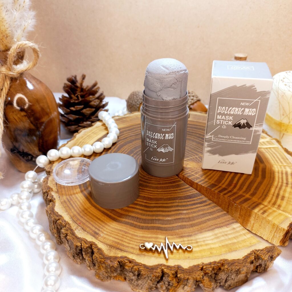 ماسک استیکی با عصاره آتشفشان Sticky mask