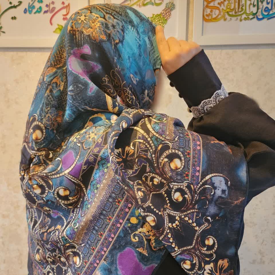 روسری شیک جنس سوپر نخ با ایستایی عالی