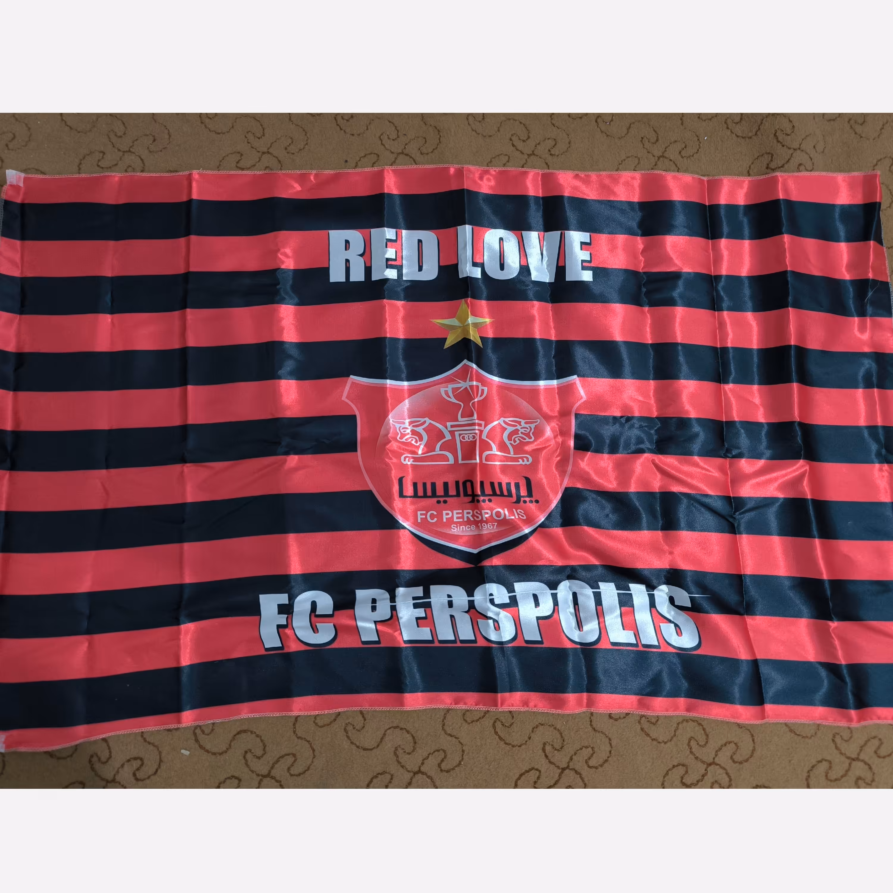 پرچم پرسپولیس 1