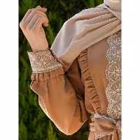 عبا خاص و یک رنگ شتری از برند مانلی 