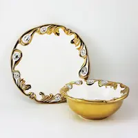 یونیک سرامیک طلایی طاووسی کاسه و بشقاب کد 1046