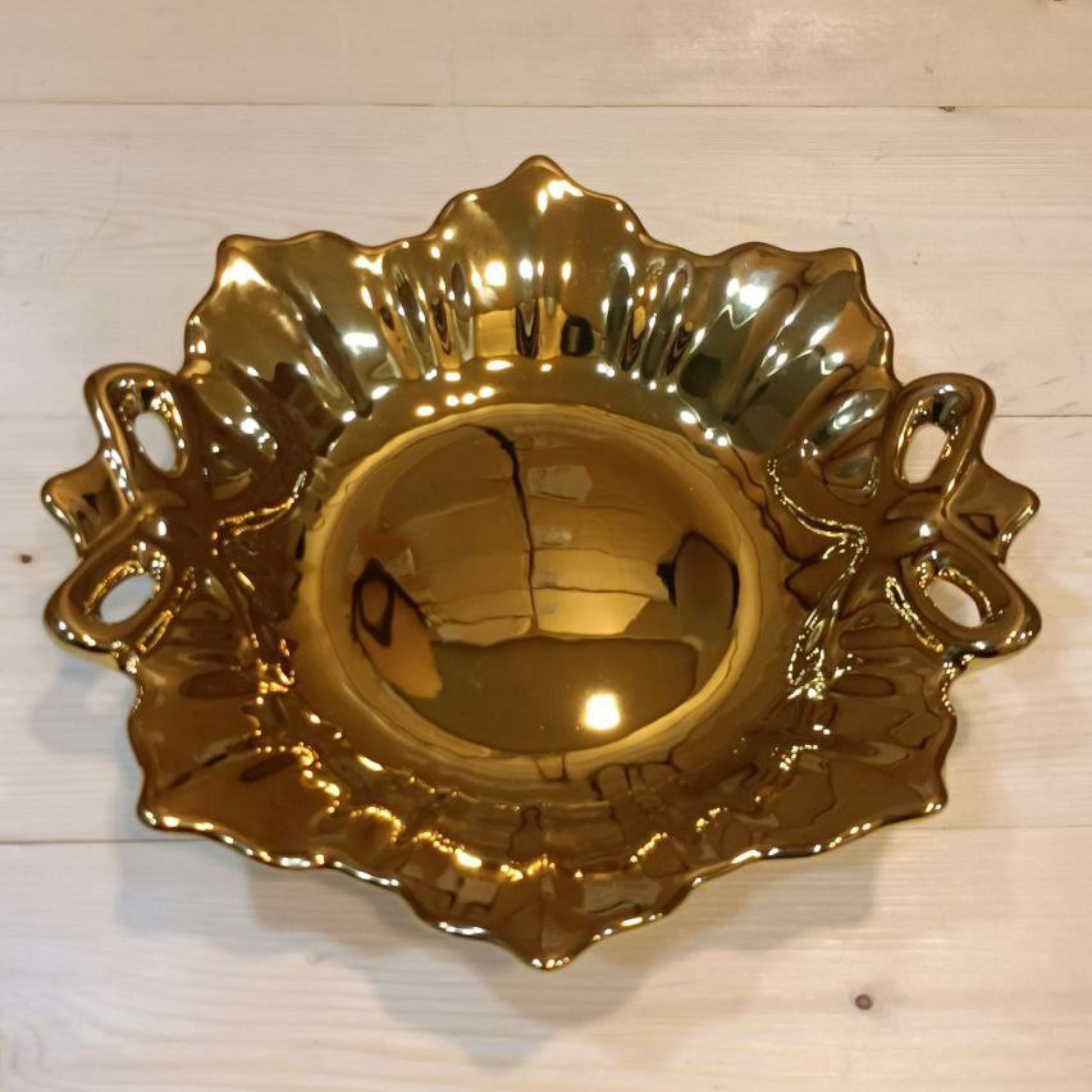 شکلات خوری پاپیون طلایی(40عددعمده)
