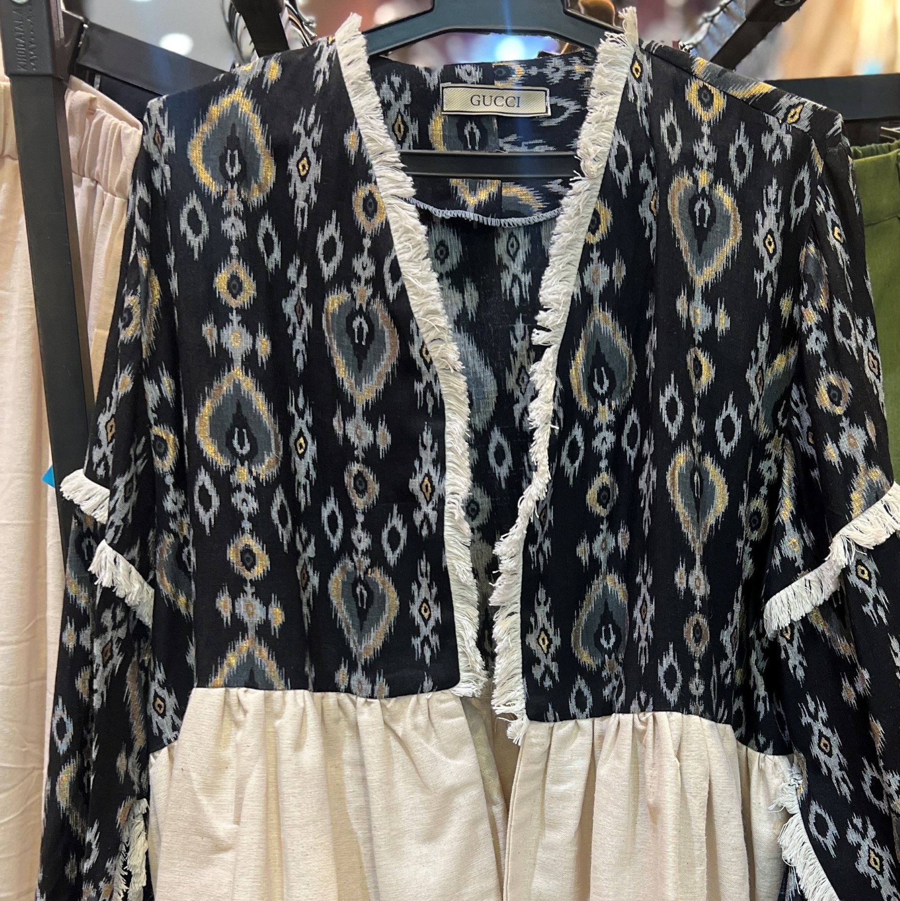 مانتو گوچی مشکی 