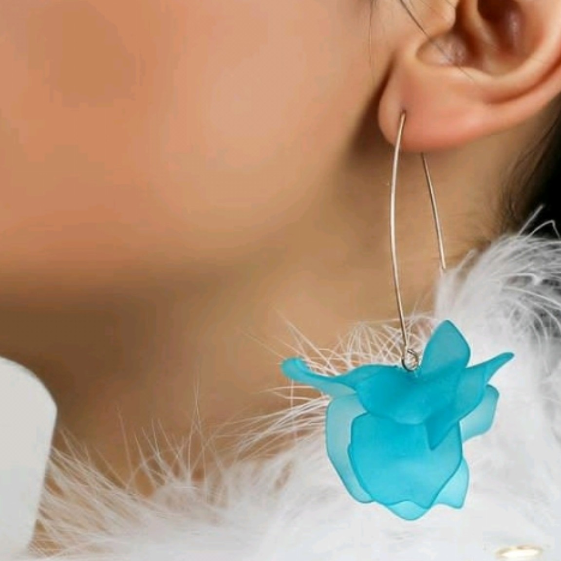 گوشواره طرح گل گوشواره خاص رنگ آبی