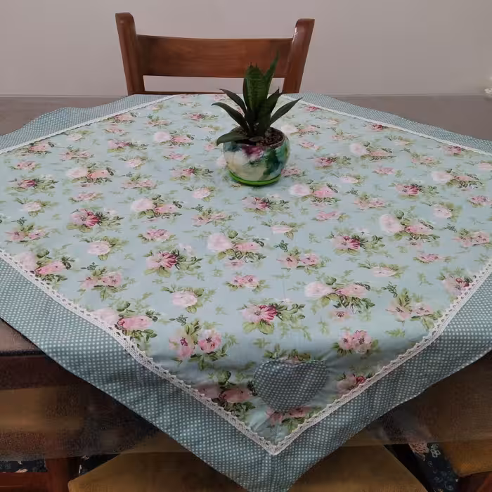 رو میزی پارچه ای مناسب میزناهارخوری با پارچه کتان 