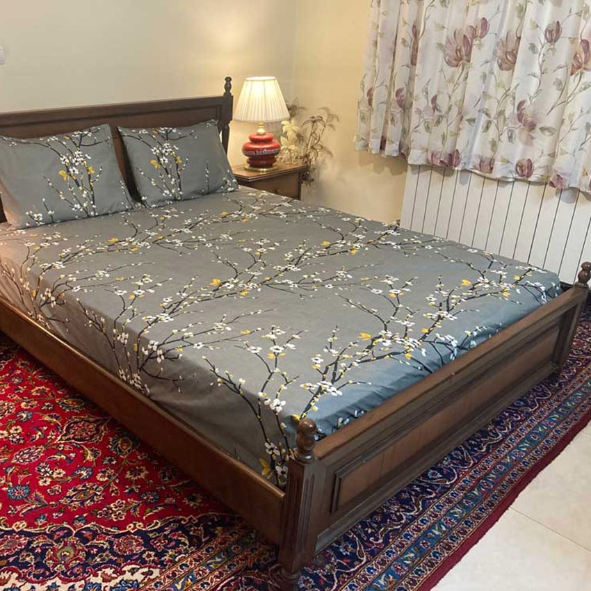 روتختی کشدار تخت دونفره عرض180 ترک طرح زنبق (طوسی)