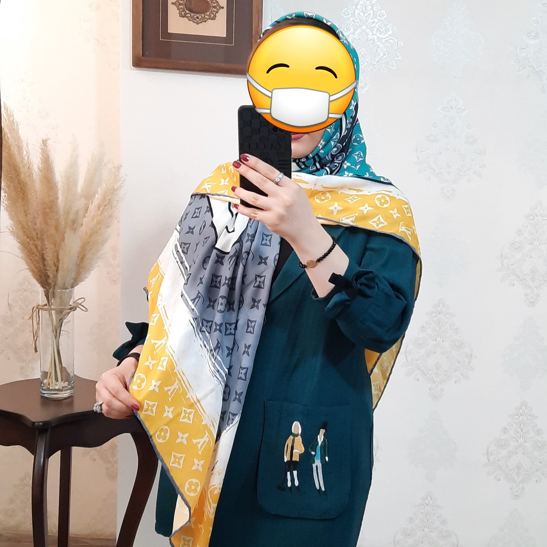 روسری رنگی