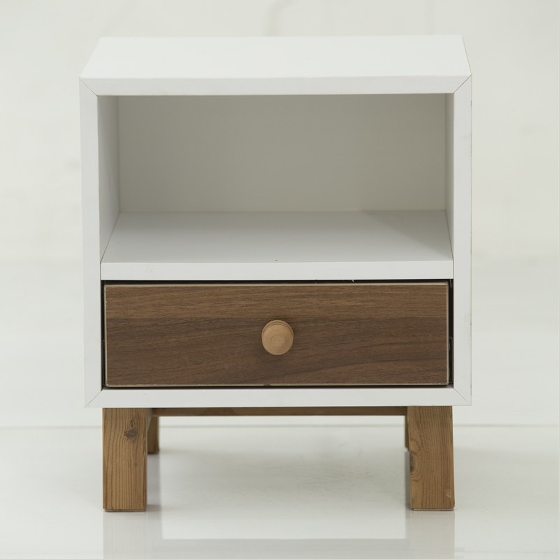 میز بغل تختی مدل گوزن