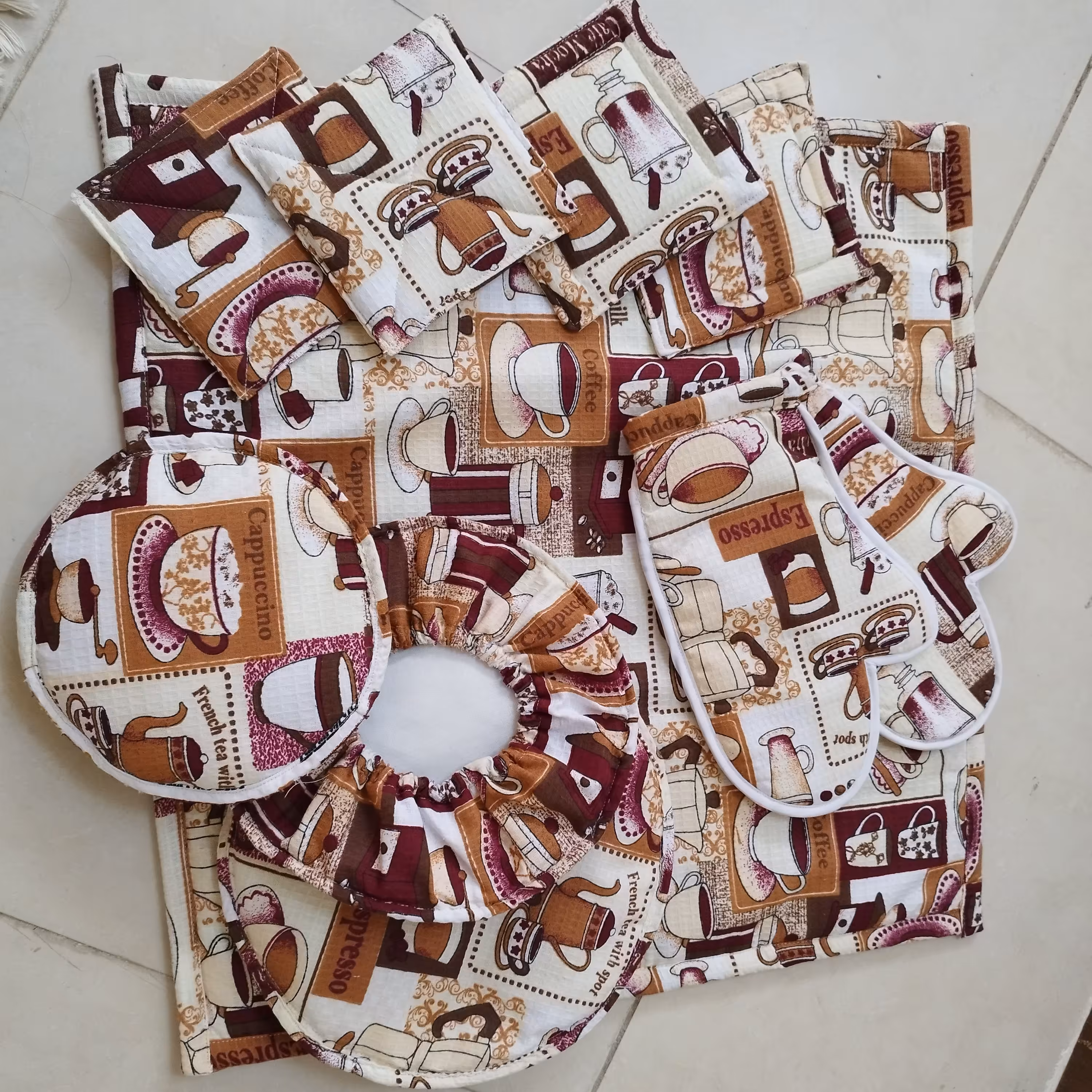 سرویس آشپزخانه (دمکنی،دستگیره،دستکش فر،نمگیر ظروف)