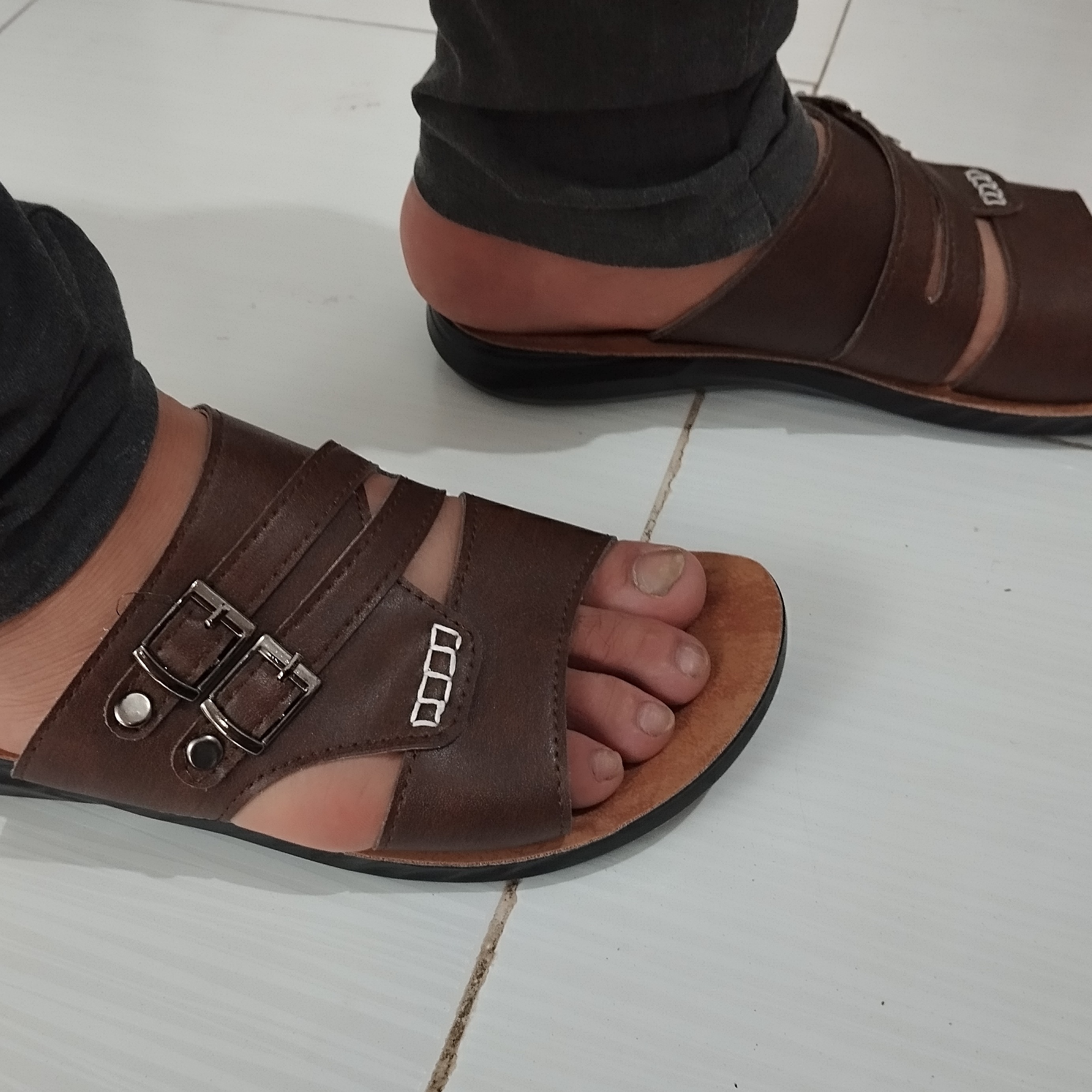 صندل مردانه