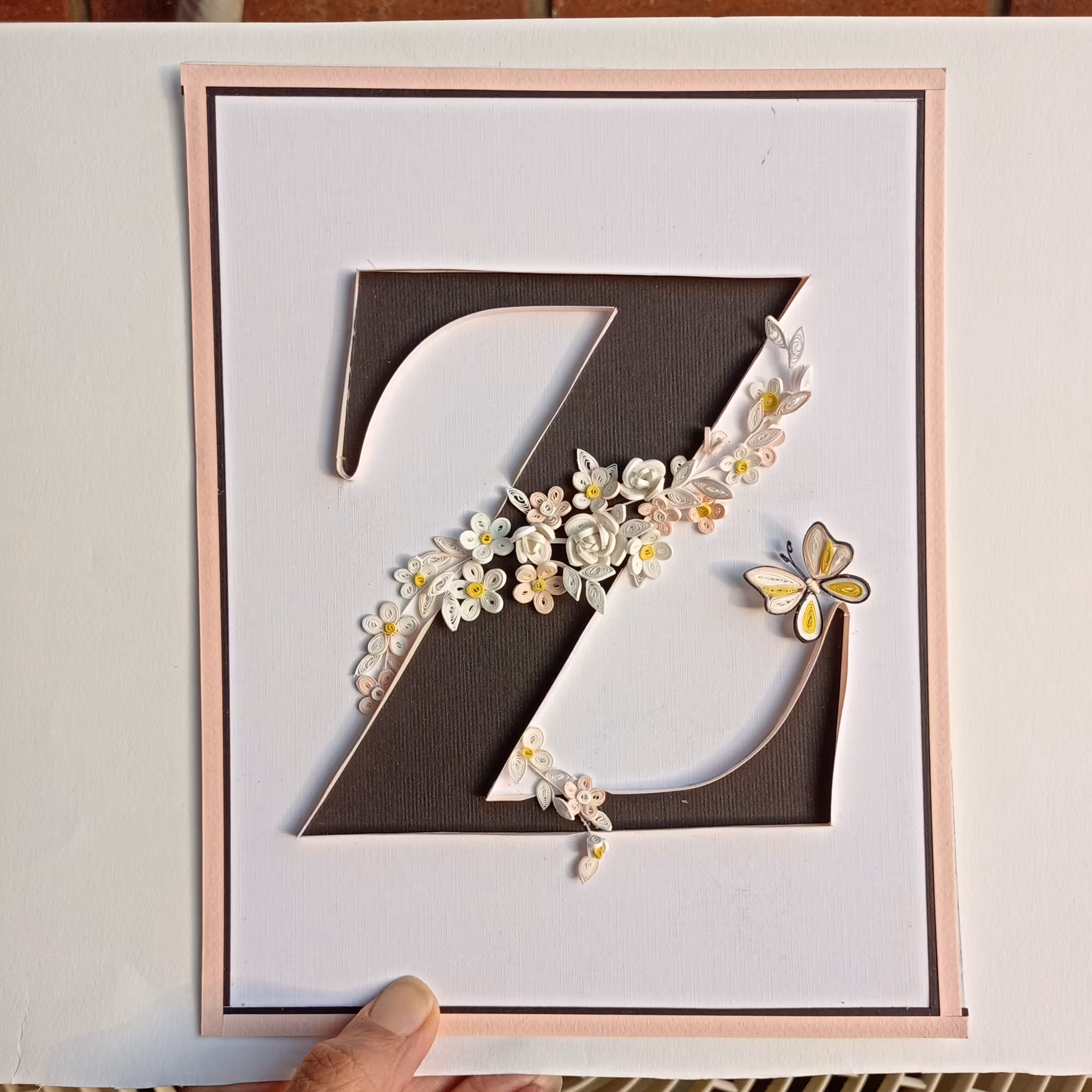 تابلو حروف اول اسم برجسته با تکنیک کوییلینگ، دستساز و خاص