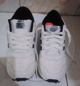 کفش کتانی آدیداس سایز 35 مدل سه خط