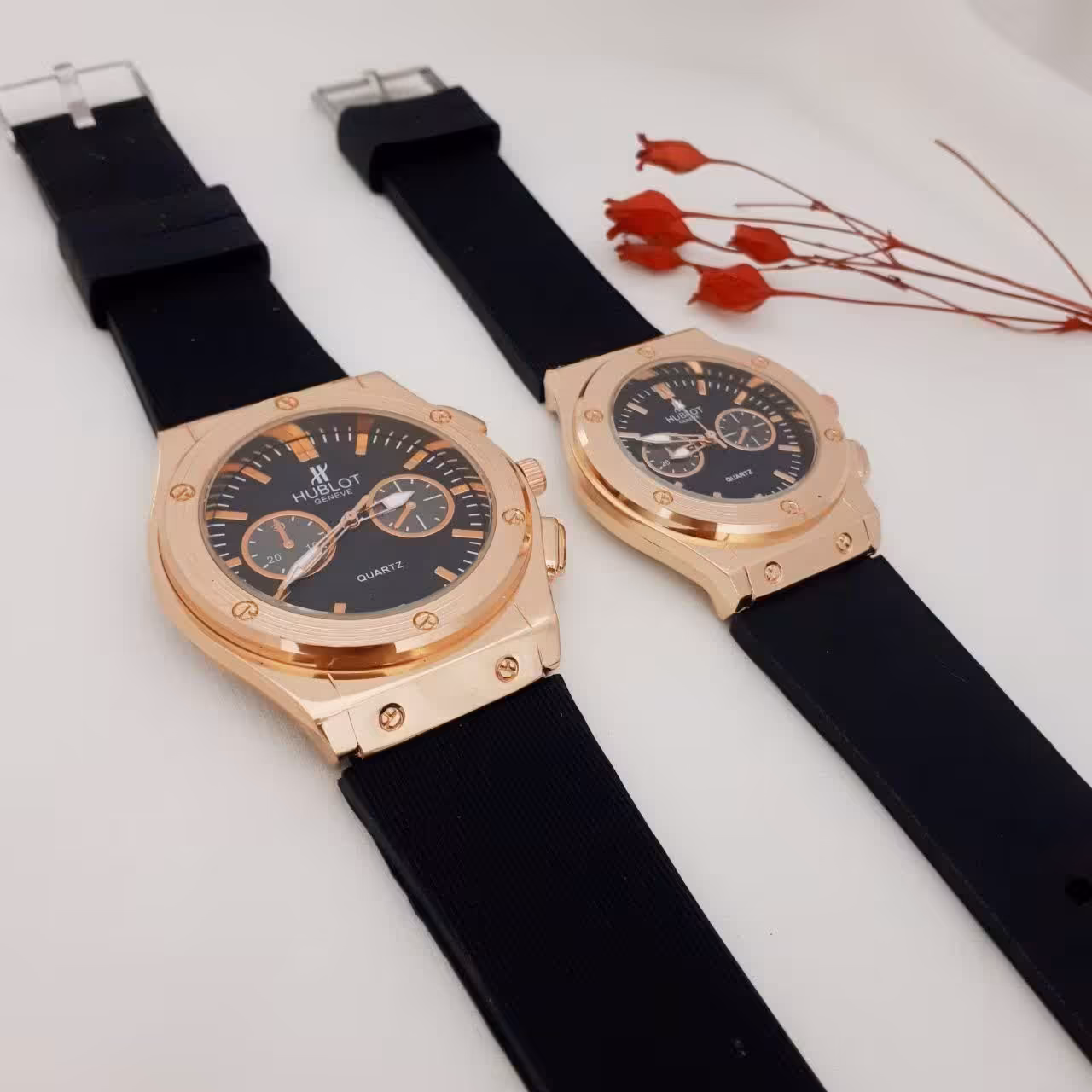 ساعت هابلوت کد10727 ست زنانه و مردانه.تکی هم فروخته میشود.طرح سه موتوره.عقربه ای