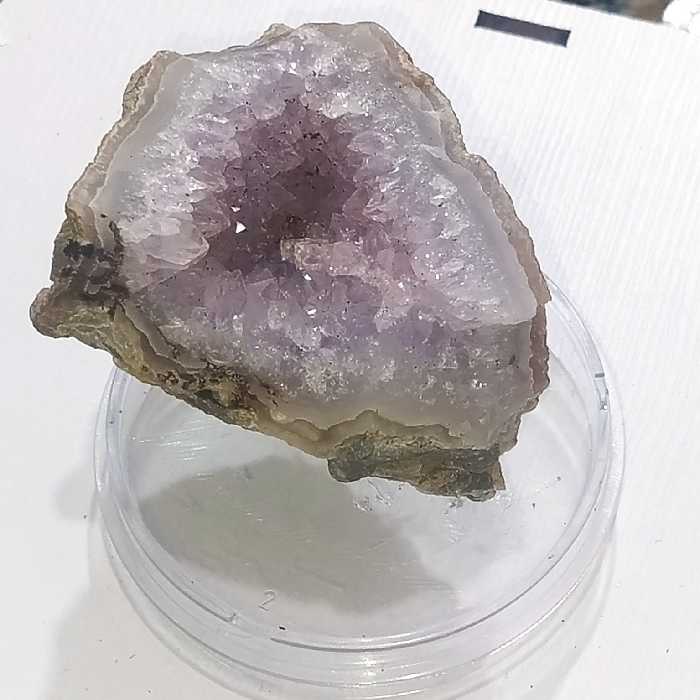 سنگ آمیتیست معدنی دکوری خاص و زیبا مناسب جهت کلکسیون ،مدیتیشن ،تنظیم فرکانس پیرامون