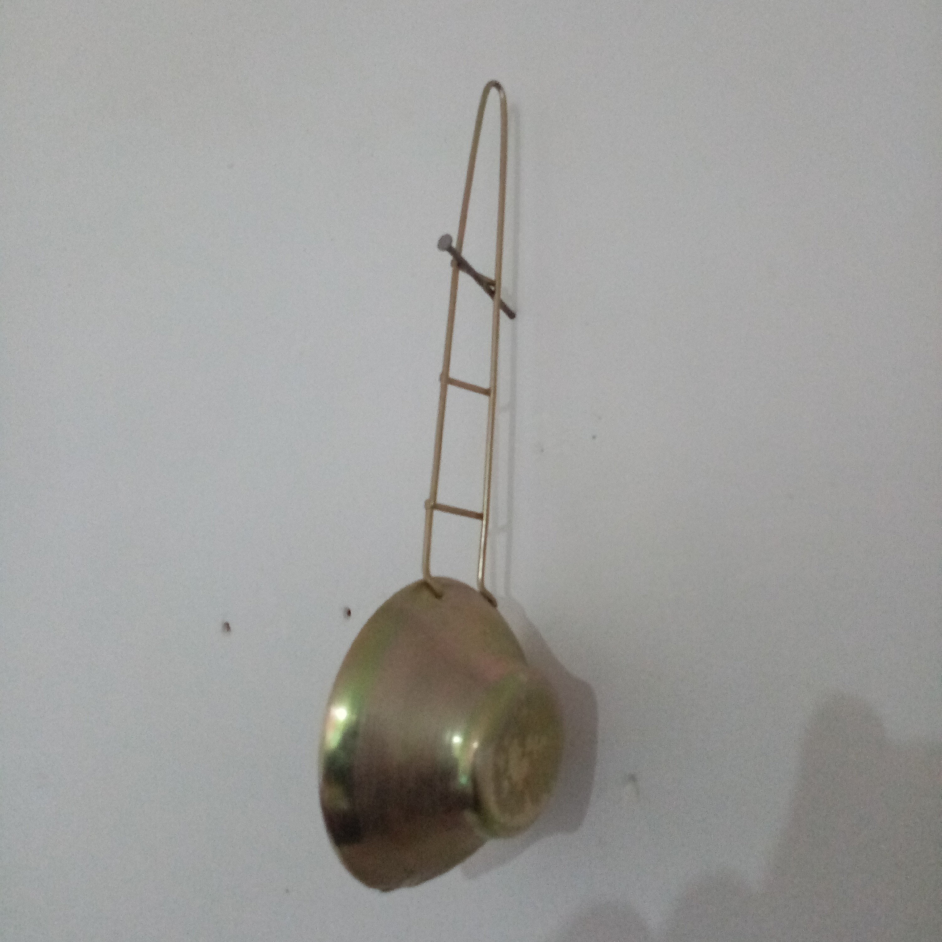 اسفند  دود کن  