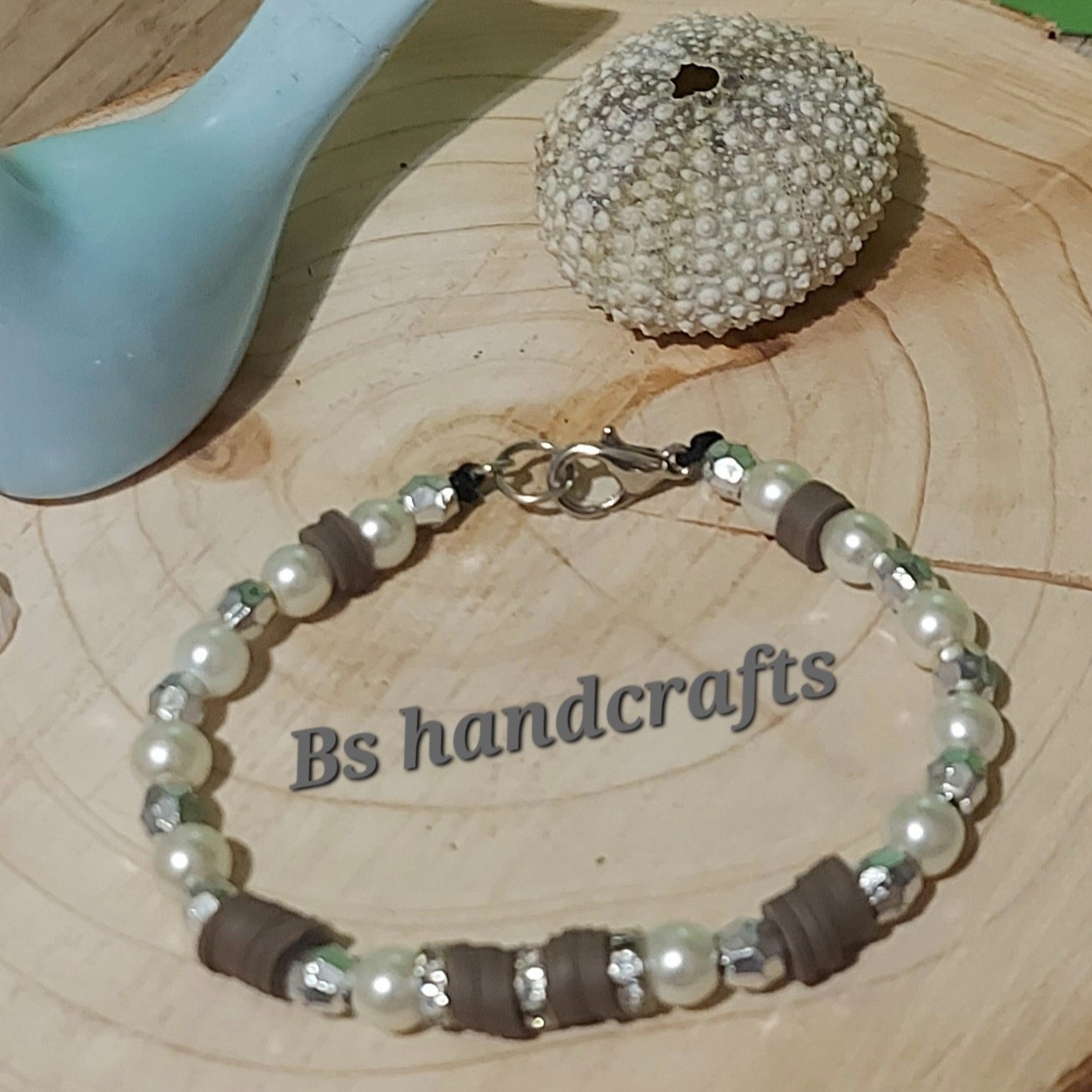 صدف - دستبند زیبای مراورید و مهره فیمو 